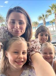 <em>Megan S. </em><em><strong>— New York</strong></em>